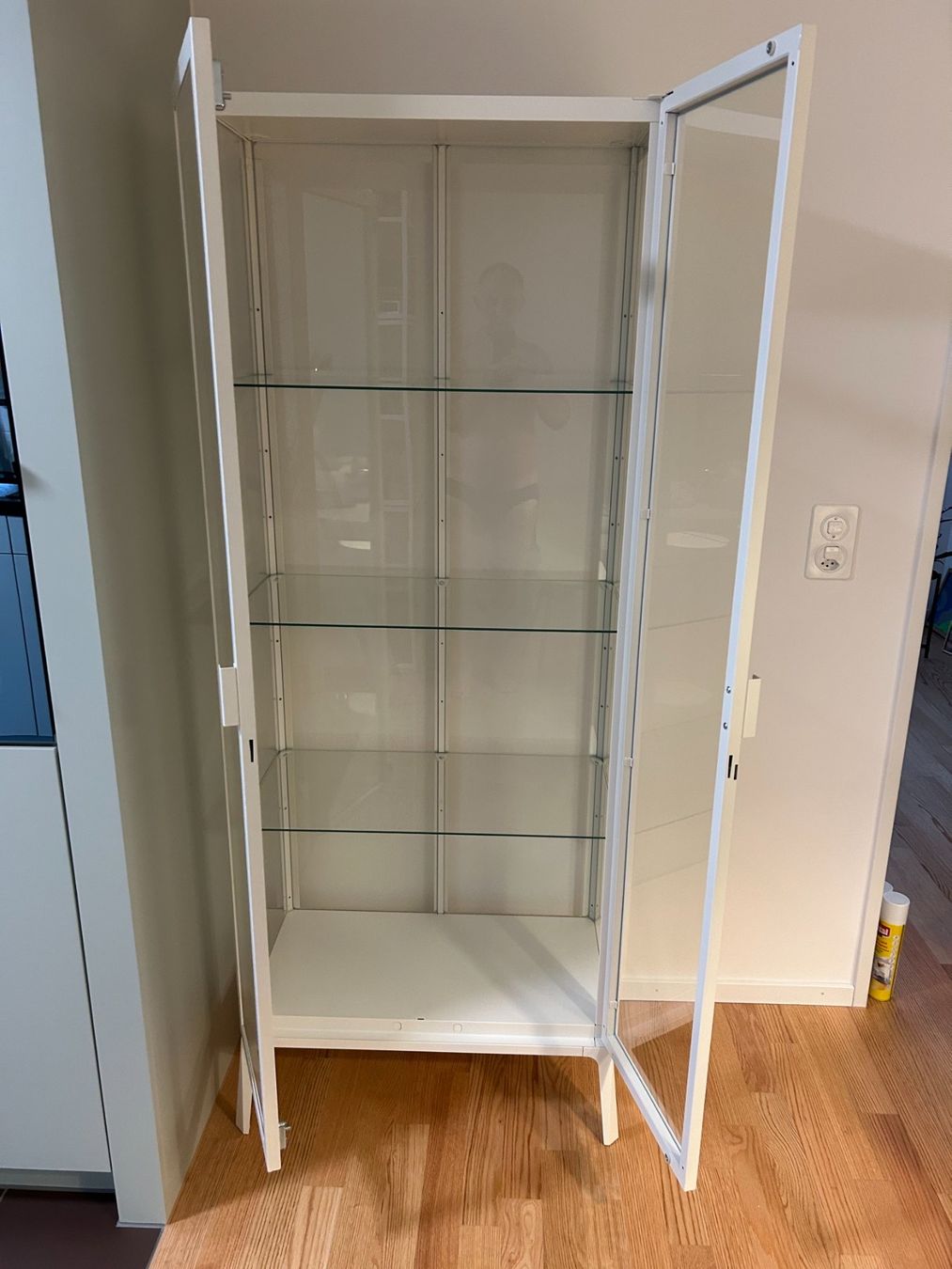 Vetrine: Vitrine MILSBO – Usato da Zürich venduto da Lola11 1