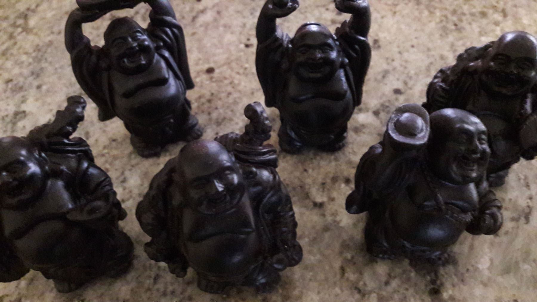 Figuren: Buddhas – Neu und originalverpackt aus Rotkreuz von Basana2 1