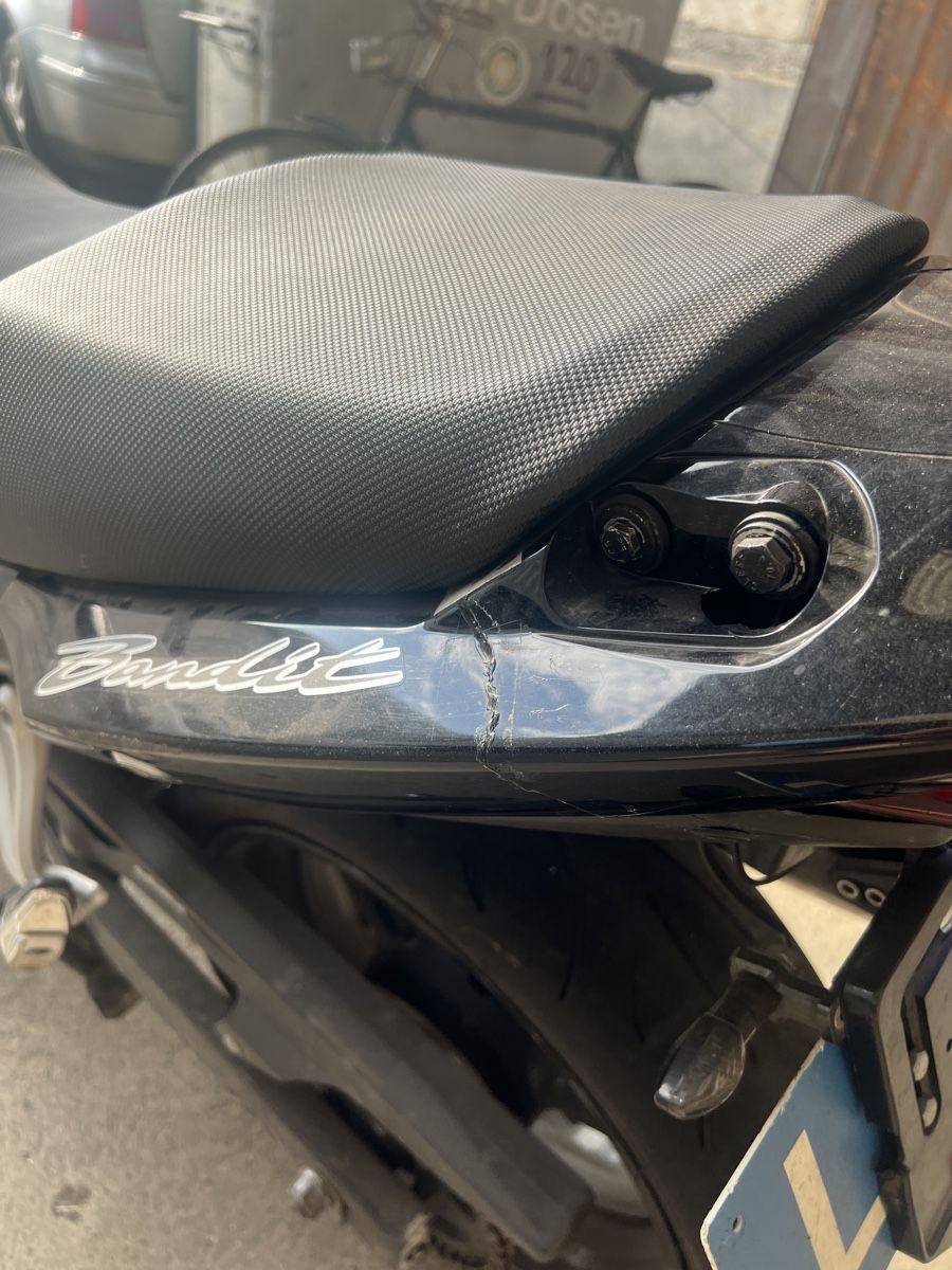Suzuki Strada: Suzuki Bandit 650 – Difettoso da Basel venduto da Hanniball89 5