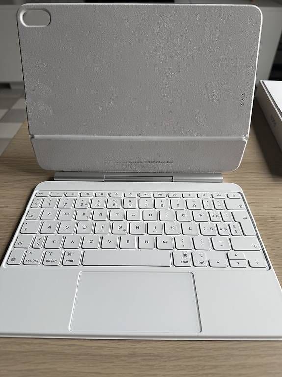 Apple Tastiere: Apple Magic Keyboard pour iPad  Comme neuf – Usato da Martigny venduto da ana_dqs8