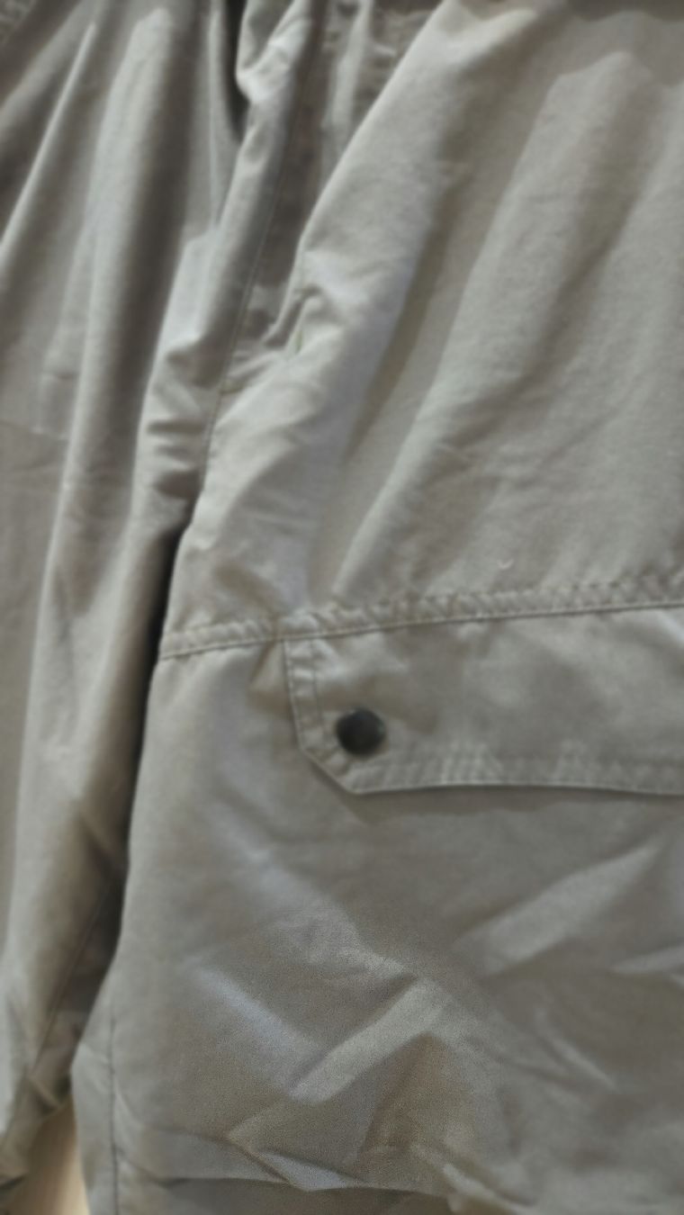 Decathlon Hosen: Pantalon Quechua doublé chaud,152 – Gebraucht aus Valeyres-sous-Rances von Untitled 1