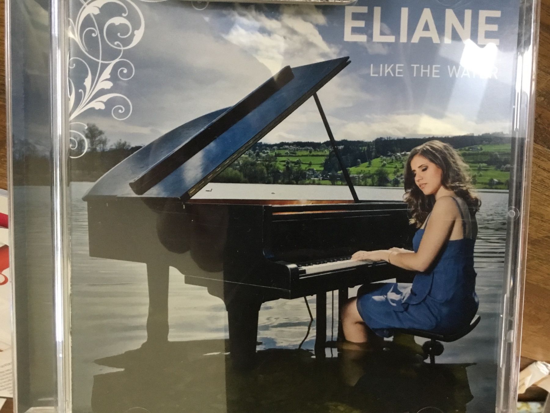 CD: Eliane - Like The Water CD    re – Usato da Thierachern venduto da sweden08