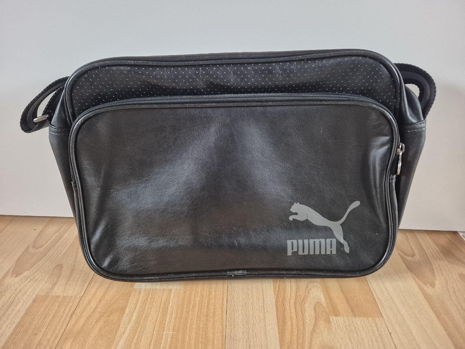 Puma Borse: Puma, Tasche – Nuovo (secondo la descrizione) da Walkringen venduto da Levisticum