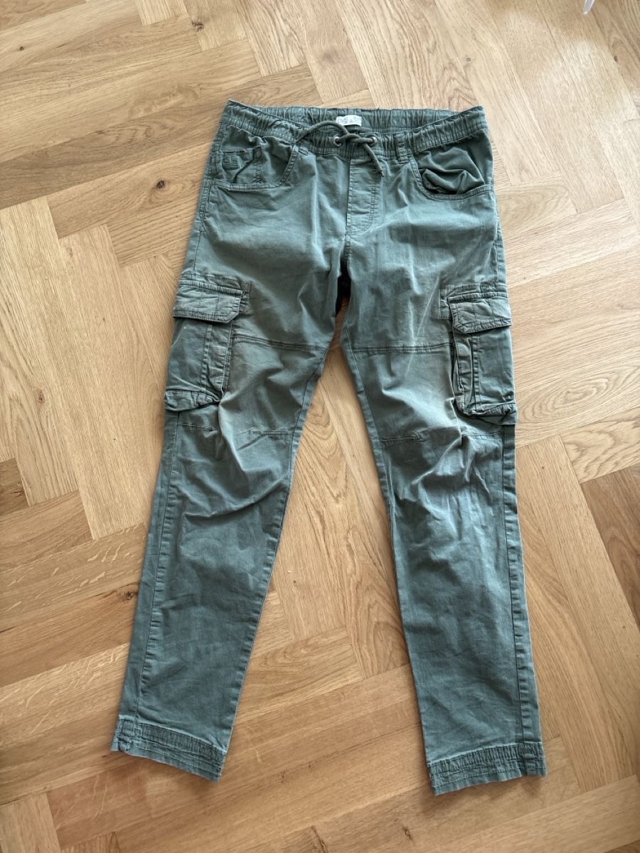 Hosen: Cargohose von OVS, Grösse 152 – Gebraucht aus Wohlen AG von Michi761