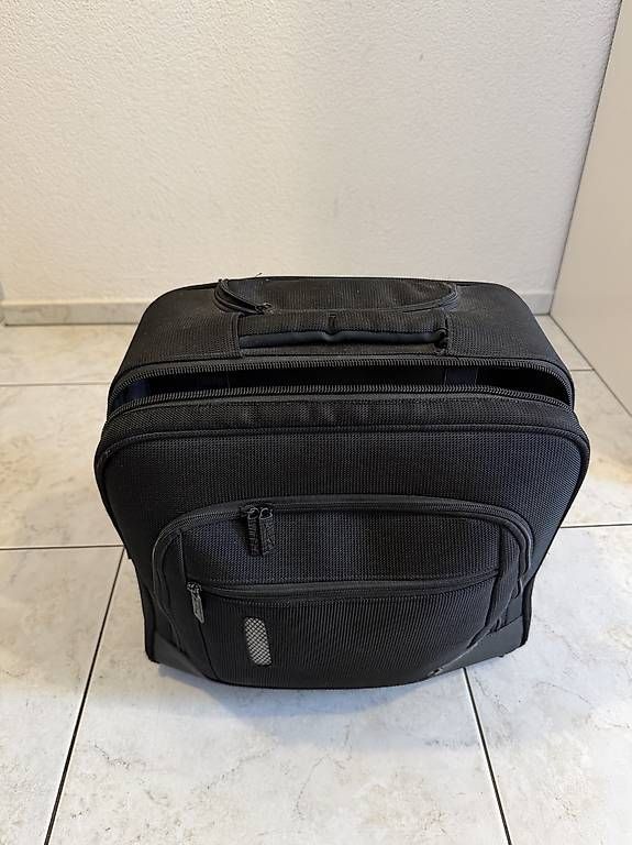 Valises de voyage: Aktenkoffer – D'occasion à Neuenhof par suv_b72x 3