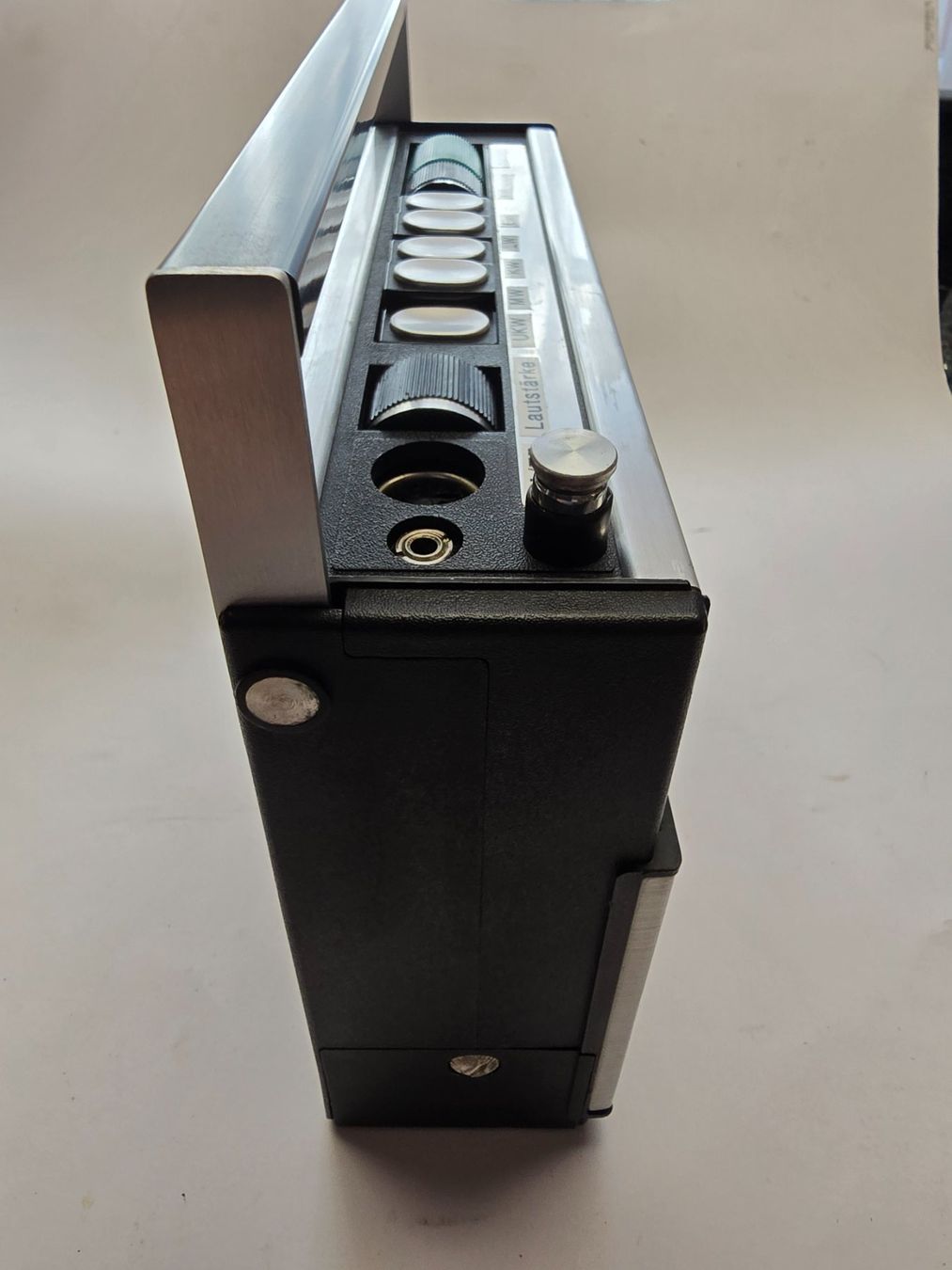 Radio: Kofferradio ITT Schaub Lorenz "TINY automatic 105A" von 1974 – Usato da Balgach venduto da Zwickau01 3