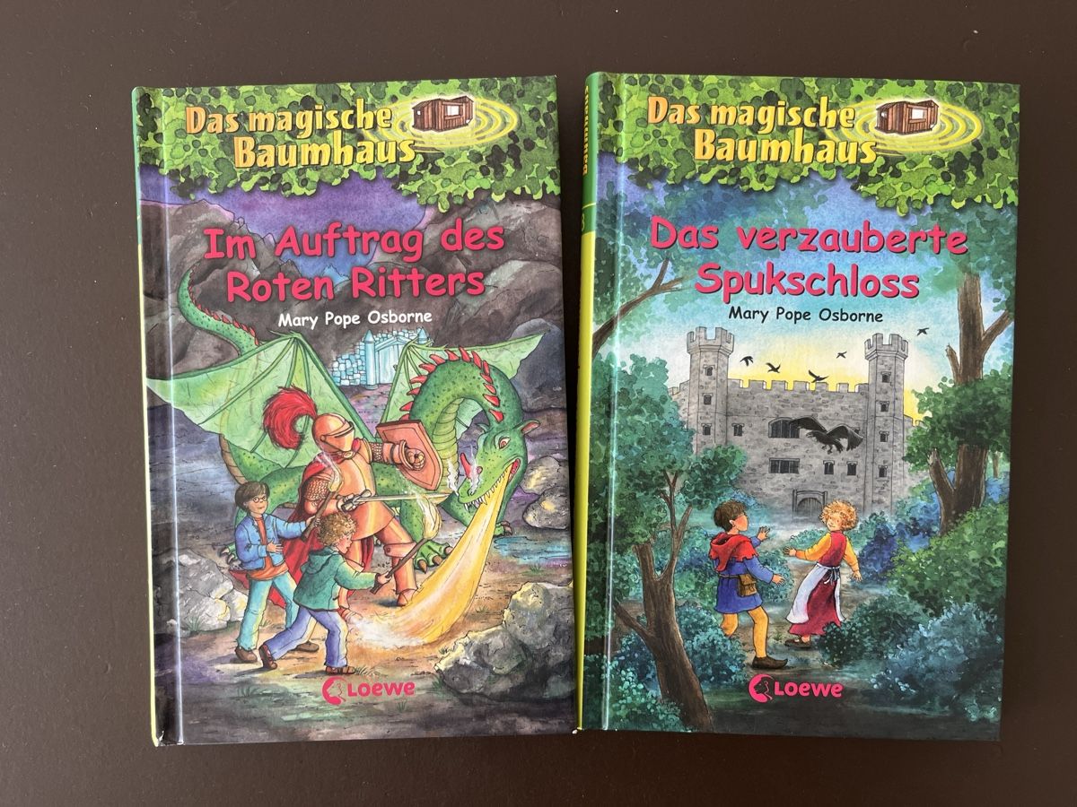 Libri: Das magische Baumhaus Buch 27 und 28 – Nuovo (secondo la descrizione) da Lommiswil venduto da Cabrio1