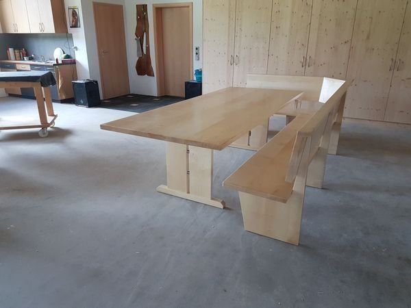 Set di tavolo e panche: Ahorntisch mit Eckbank – Nuovo (secondo la descrizione) da Wuppenau venduto da Holzmann1 1