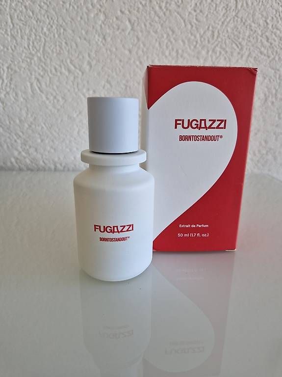 Parfum & Eau de Toilette: FUGAZZI Borntostandout Extrait de Parfum 50ml – Neu (gemäss Beschreibung) aus Zürich von swe_vr2x