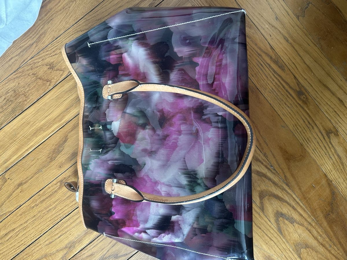 Sacs femmes: LK Bennett handbag  – D'occasion à Lausanne par regulaandjames