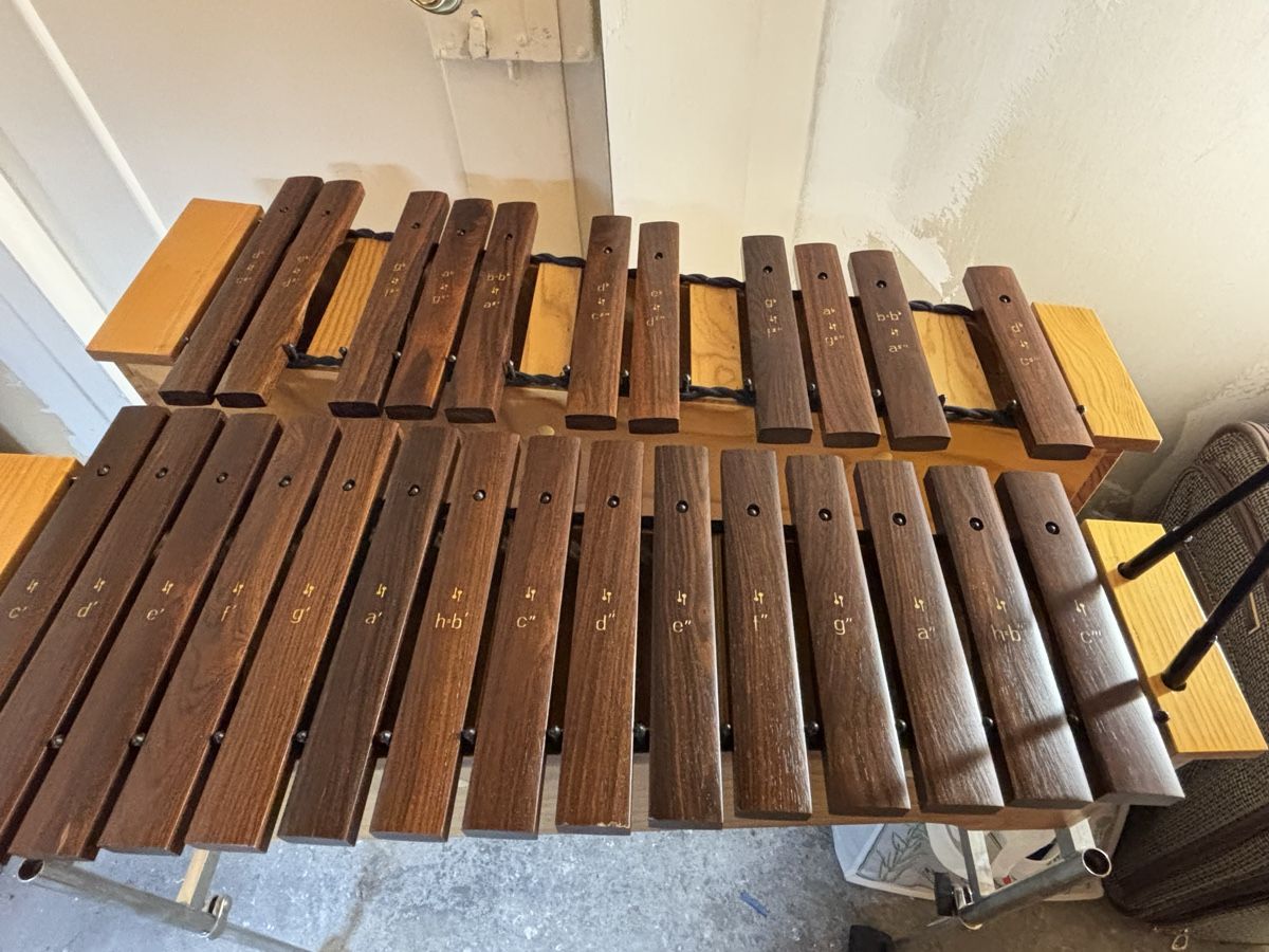 Sonor Musikinstrumente: Marimba Sonor 2 1/2 oct – Gebraucht aus Riehen von Fejov