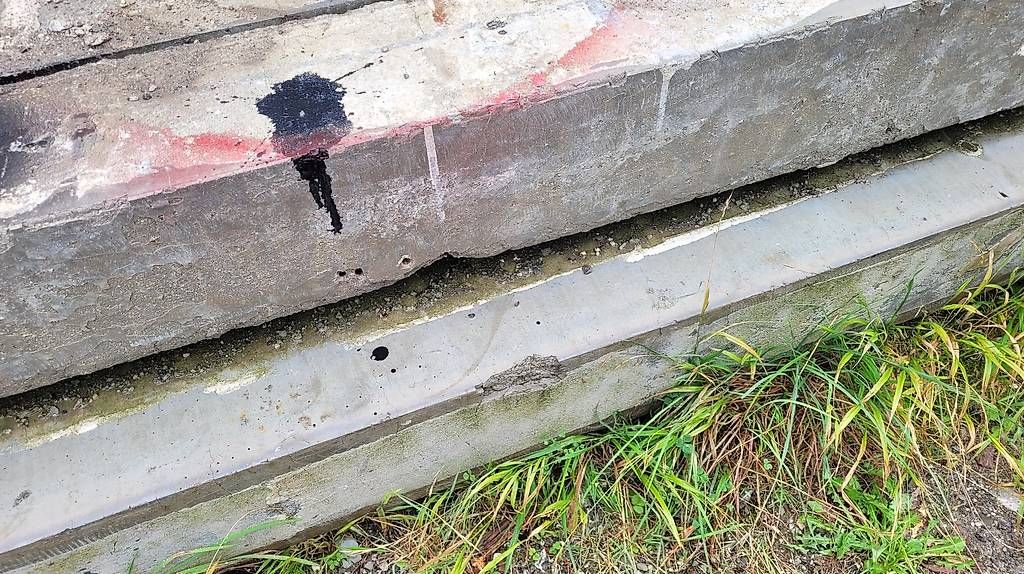 Rivestimenti per pavimenti: Betonelemente – Difettoso da Kerns venduto da avr75 1