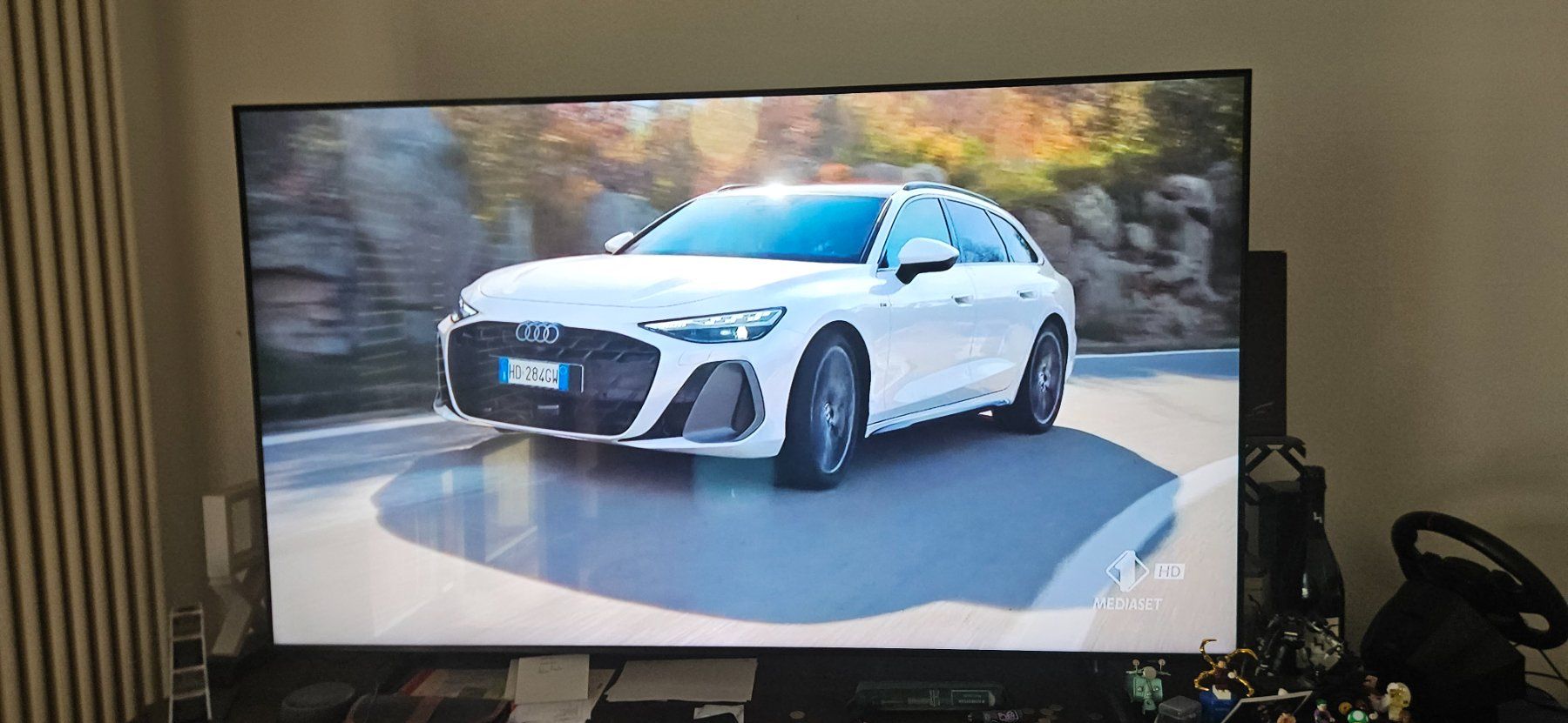 Samsung Televisori: Smart TV Samsung 65" – Usato da Savosa venduto da dav_5qvf 2