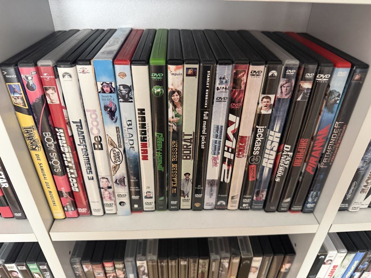 Tutti i DVDs: DVD / Blueray - Sammlung, diverse Filme – Usato da Mosnang venduto da Gandhy 5
