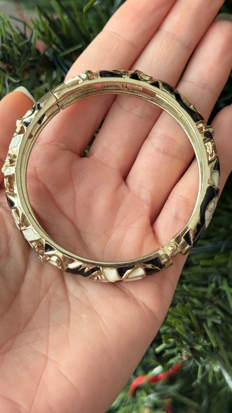 Bracciali & Braccialetti: Elegantes Armreif mit Blumenmuster – Nuovo (secondo la descrizione) da Burgdorf venduto da ssv_9t9f 3
