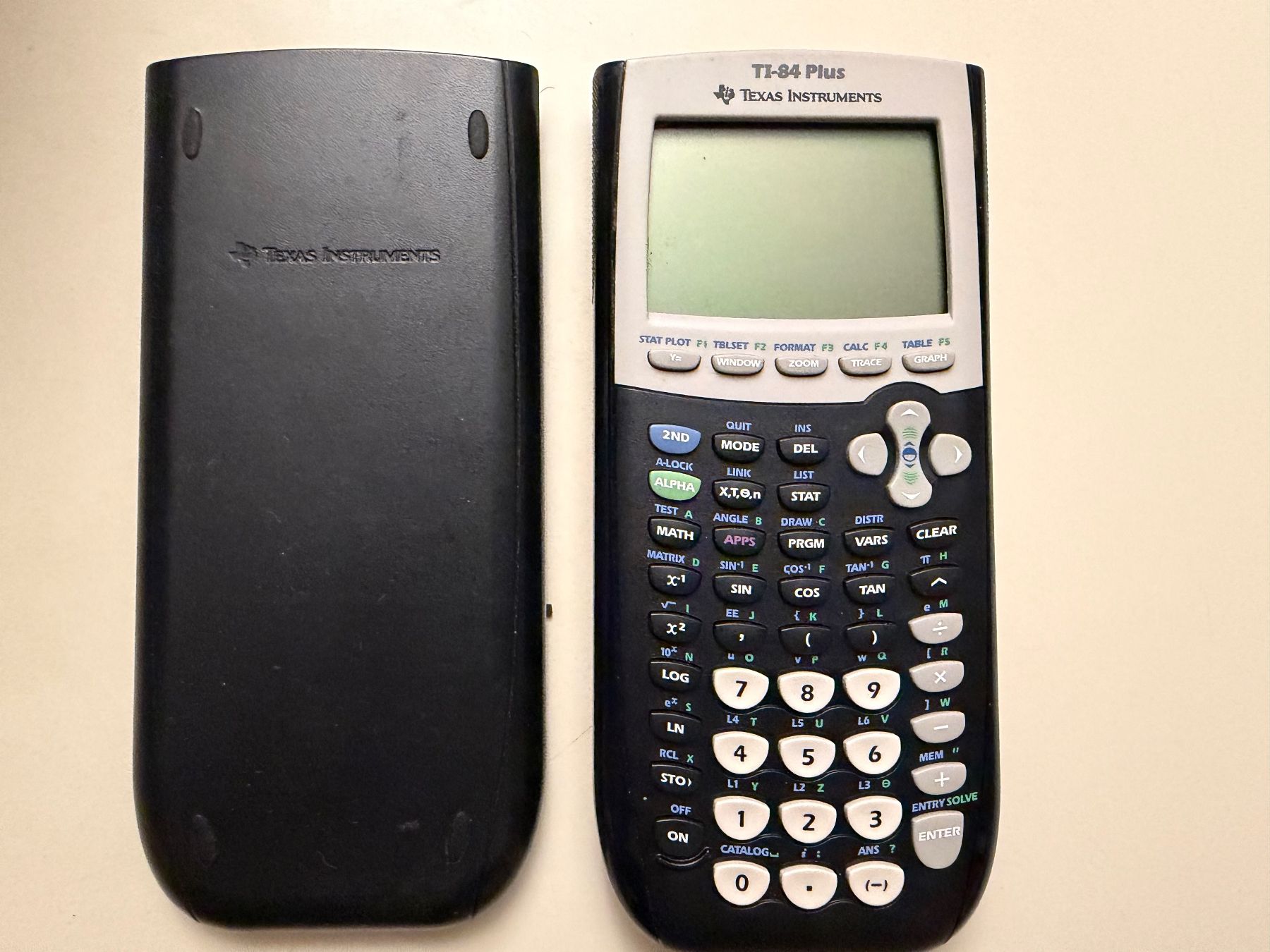Texas Instruments Taschenrechner: Texas Instruments TI-84 Plus Grafikrechner – Gebraucht aus Münsingen von Ganjam