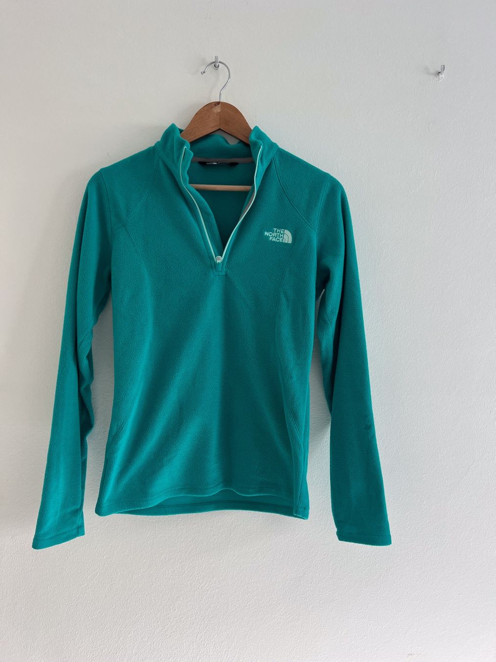 North Face Maglioni & Felpe: Pullover femme North face S – Usato da Losone venduto da Misssslucie
