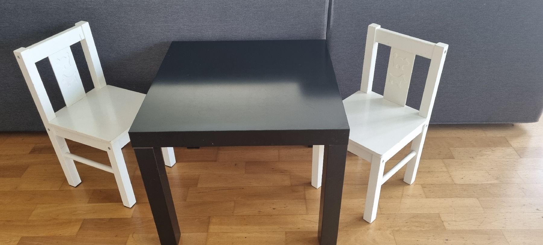 Ikea Tischset: Kindertisch mit 2 Stühlen von IKEA – Gebraucht aus Steinen von Alonne