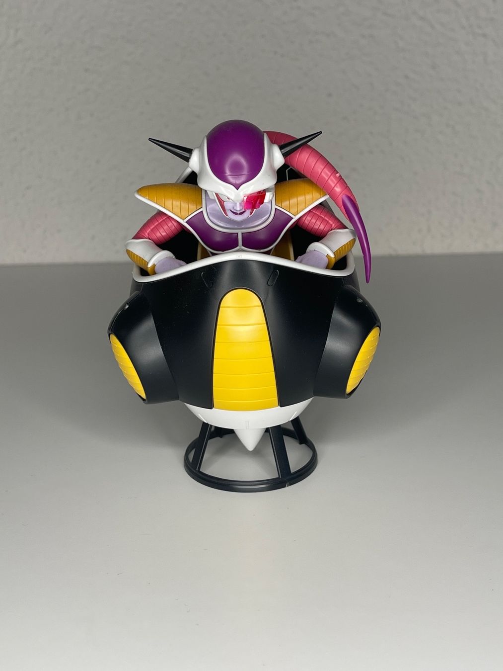 Bandai Statuette: Dragon Ball Z Frieza Hover Pod Model Kit – Nuovo (secondo la descrizione) da Dietikon venduto da Tekru