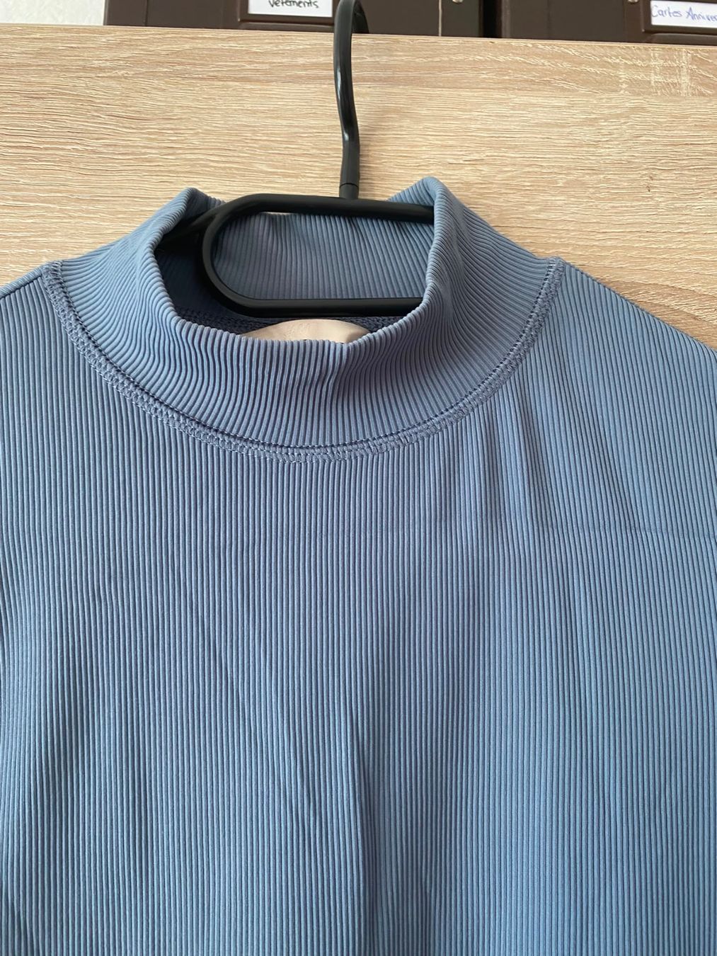H&M Robes: Robe bleu moulante – D'occasion à Montreux par Iza_81199 1