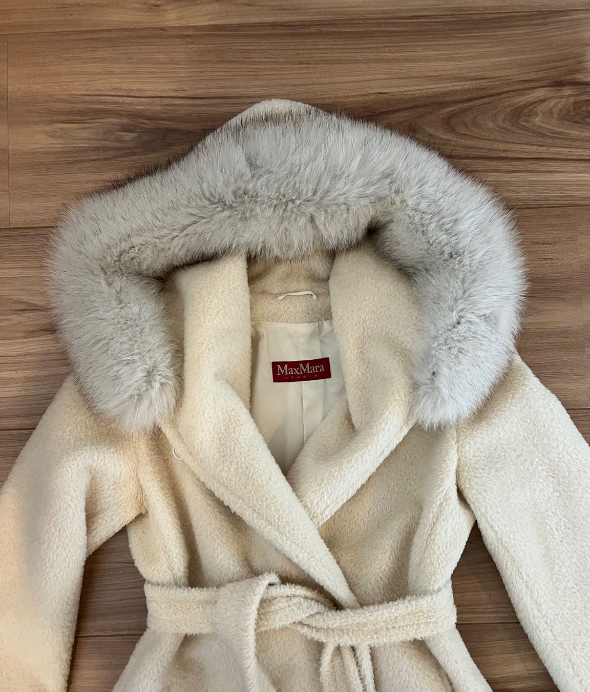 Max Mara Cappotti: Max Mara alpaca and wool blend coat, size 36 – Usato da Arzier Le Muids venduto da oma_w5bq 2