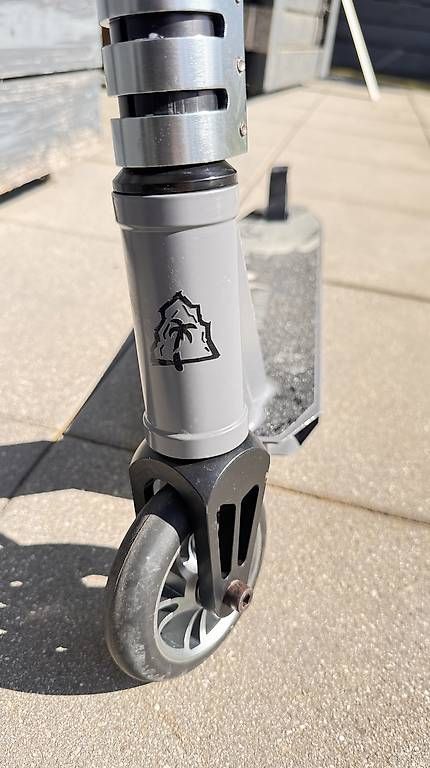 Kickboard: Trottinette / Scooter – Neu (gemäss Beschreibung) aus Koblenz von lic_n9pm 1