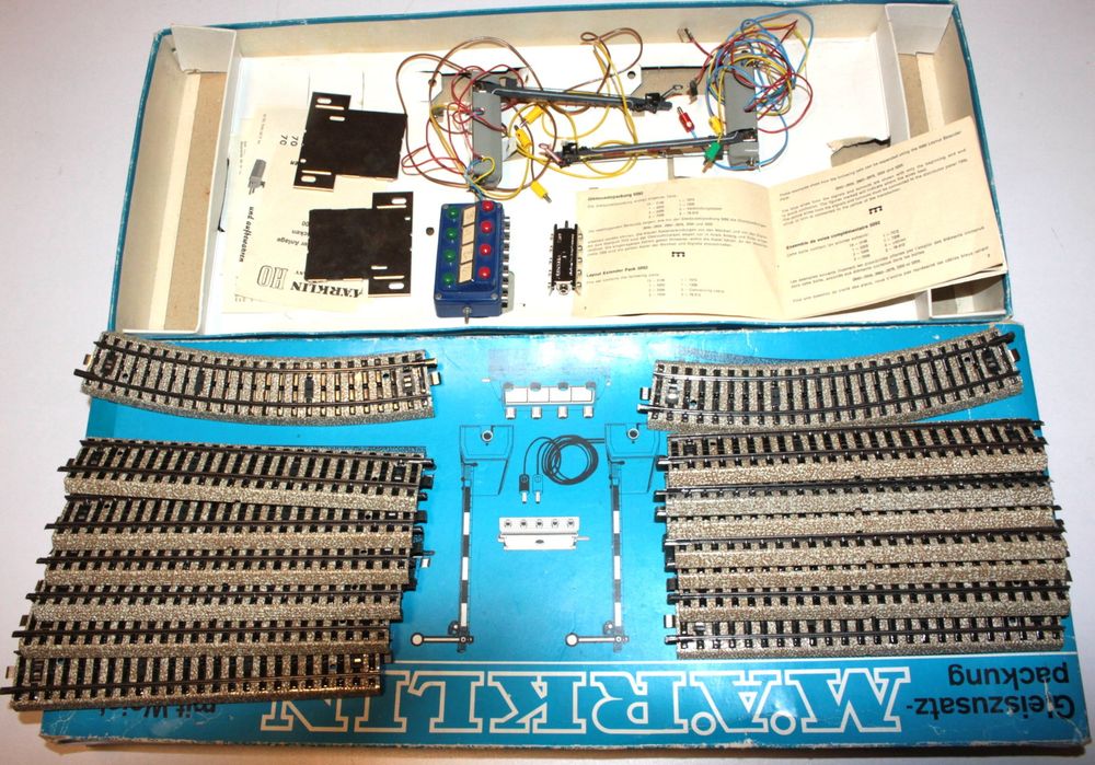 div. MÄRKLIN WEICHEN und Sachen aus 5092 (Gebraucht) in Allschwil für ...