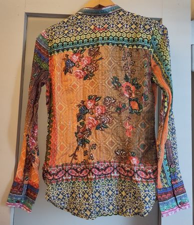 Bunte Sommerbluse von Desigual, Gr. S, neu mit Etiketten