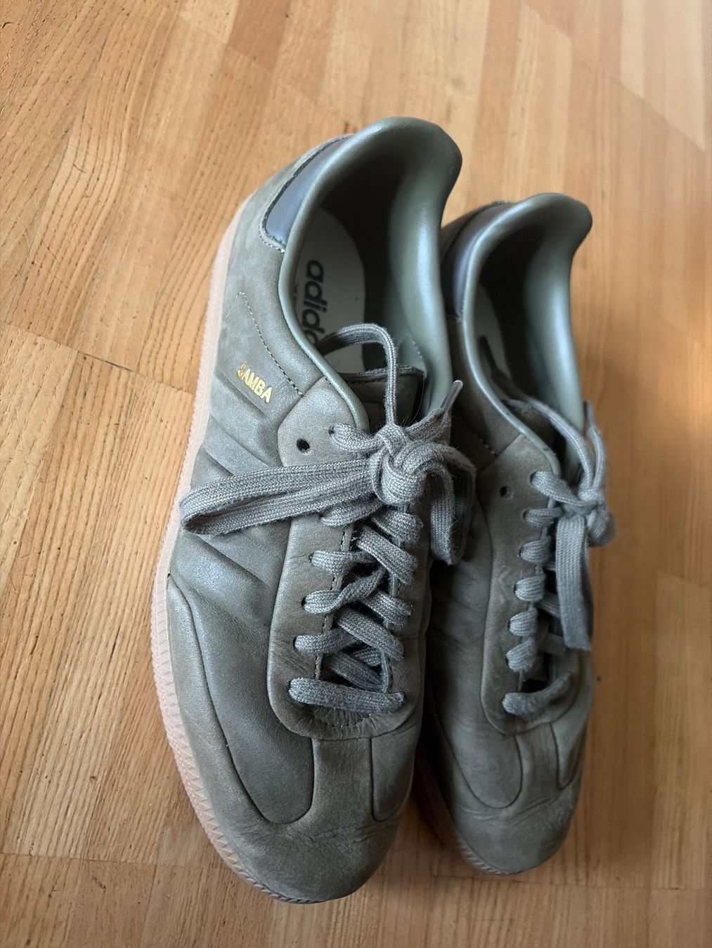 Adidas Scarpe da uomo: Samba Schuhe grün wie neu – Usato da Männedorf venduto da ali_5krk