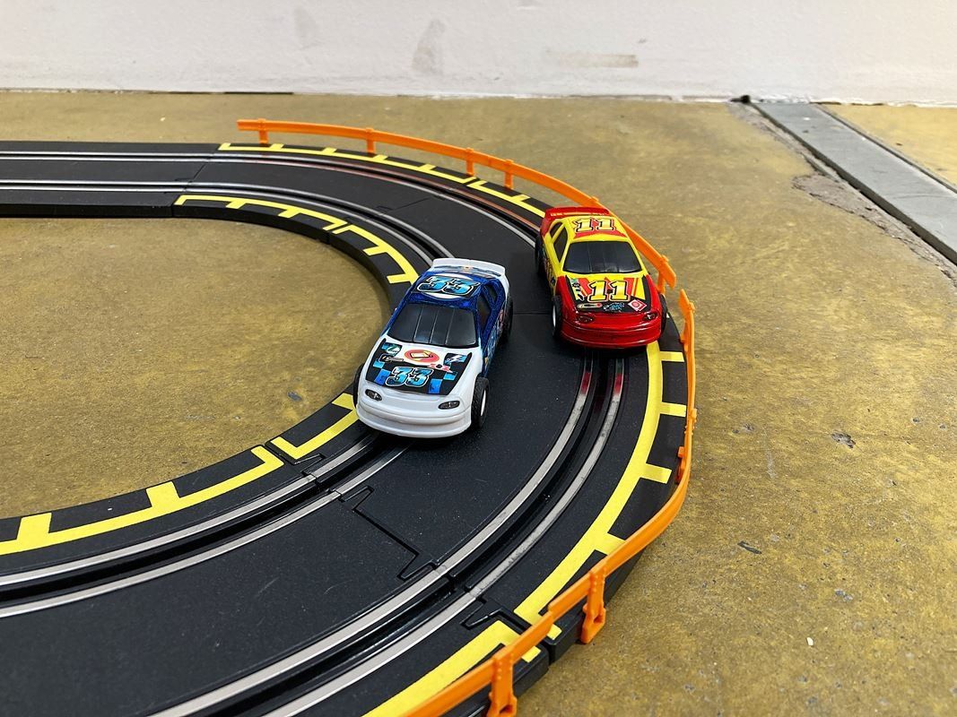Piste: FASTLANE RACING | Twin Loop Racing | Rennbahn | 5m – Usato da Wittenbach venduto da Restwert_St-Gallen 8