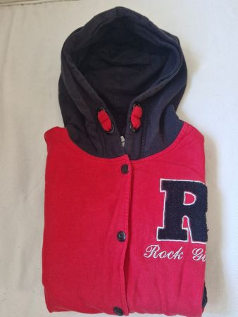 Jacke mit Kapuze, rot/schwarz, Grösse 164