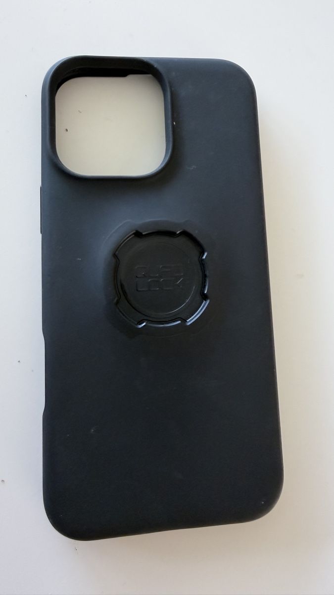 Quad Lock Covers & Schutzfolien: Quadlock Hülle iPhone 16 Pro Max, neuwertig  – Gebraucht aus Kappel am Albis von dmu_z9fb 1