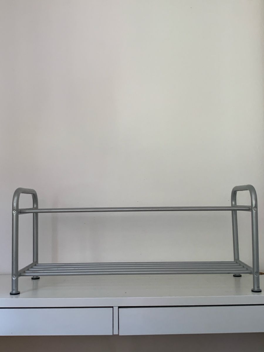 Autres accessoires: Shoe rack  – D'occasion à Zürich par mag_r62k