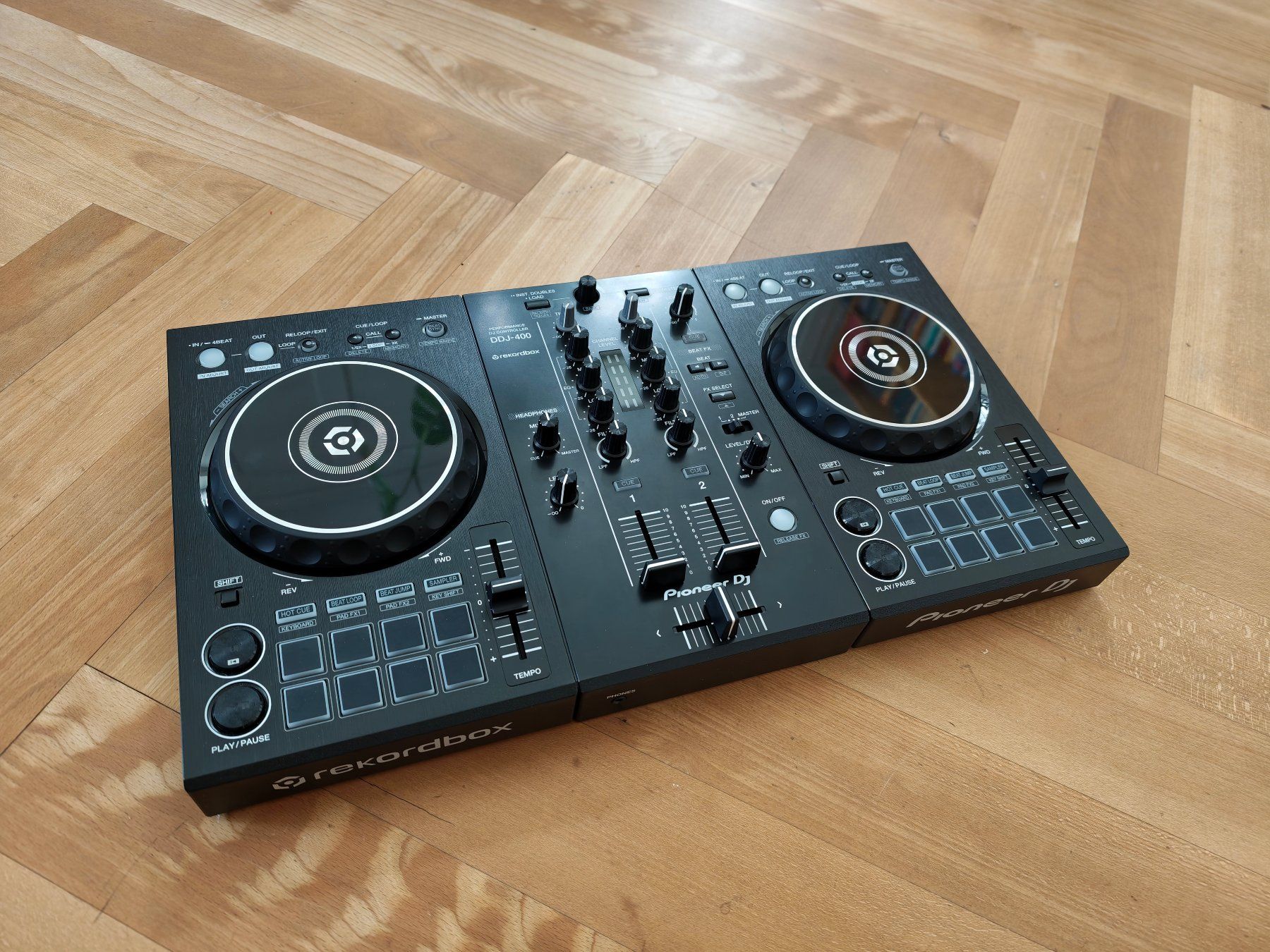 Pioneer Mischpulte: Pioneer DJ DDJ-400 (DJ-Controller) – Gebraucht aus Winterthur von Jeremiasschawalder
