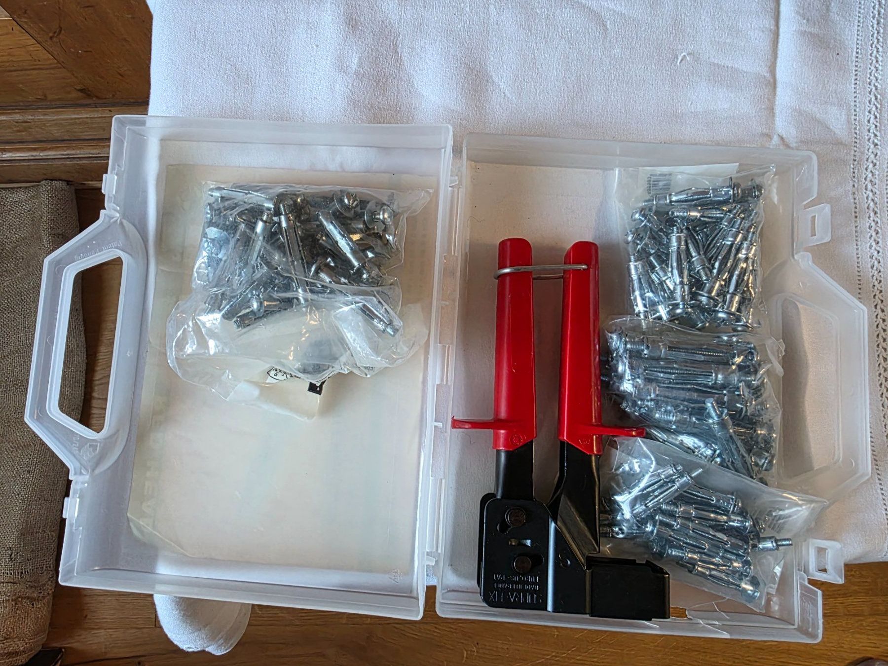 Alle Werkzeuge: Supra Fix Hohlwand Dübel Zange - Set – Gebraucht aus Walterswil BE von Lonitti 1