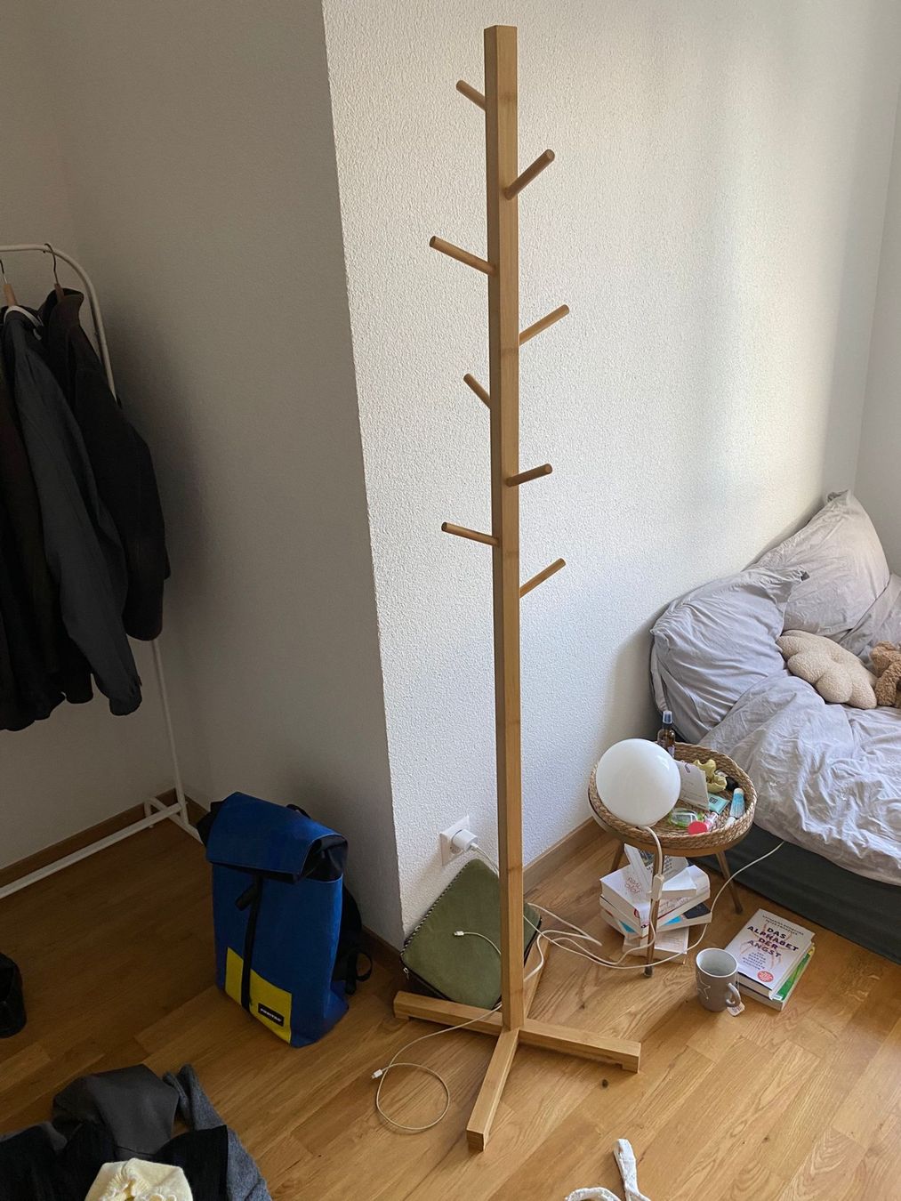 Jysk Basi per albero di Natale: Garderobenständer – Usato da Bern venduto da mal_828k 2