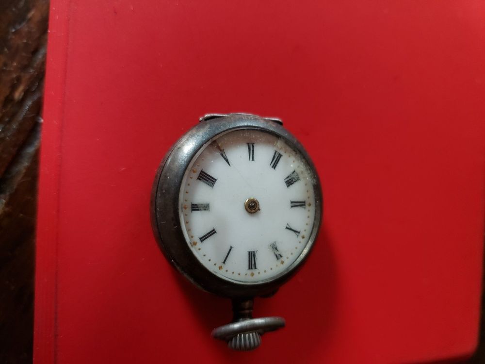 Montre De Poche Ancienne En Argent - Années 1900 - Remontage Manuel - Cadran Arabe - Occasion