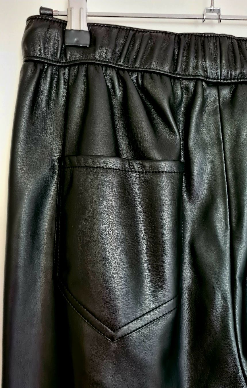Zara Pantalons: Zara pantalon t 34-36 – D'occasion à Thônex par AneleManele 4
