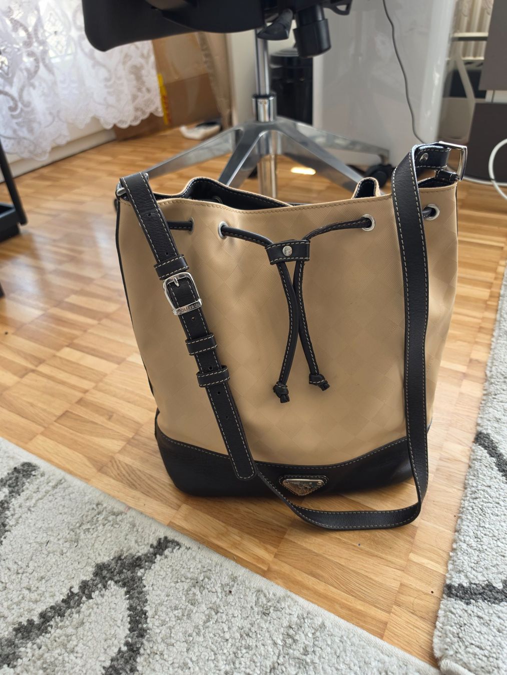 Maison Mollerus Taschen für Damen: Maison Mollerus Beuteltasche Niesen – Gebraucht aus Zürich von Sokaina 1