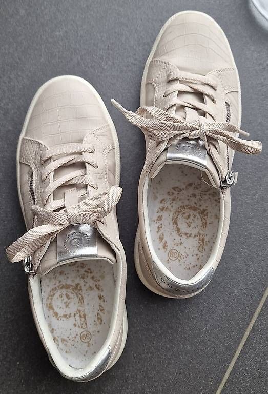 Bugatti Scarpe da donna: Sneaker, Damensneaker, Bugatti, Gr. 39 – Usato da Wängi venduto da bm8677 3
