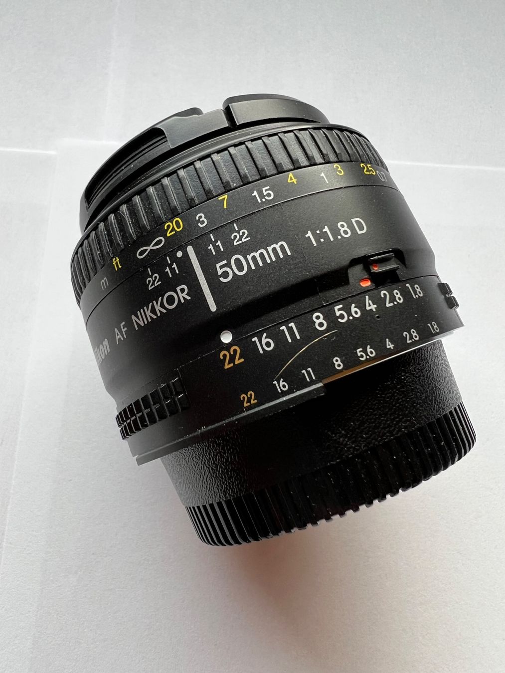 Nikon Obiettivi: Nikon  85mm et 50 mm af-d – Usato da Epagny venduto da gen_9jk6 3