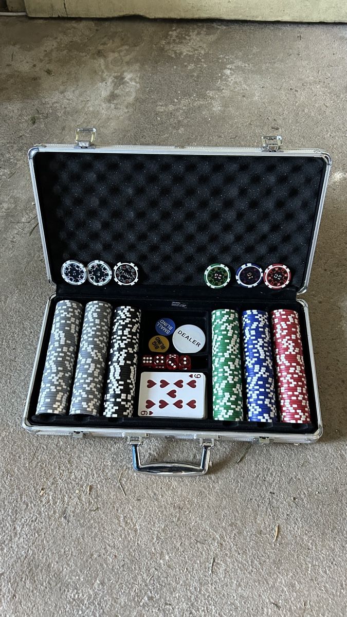 Spiele: Mallette de Poker - Set – Gebraucht aus Alle von protokollstudio 2
