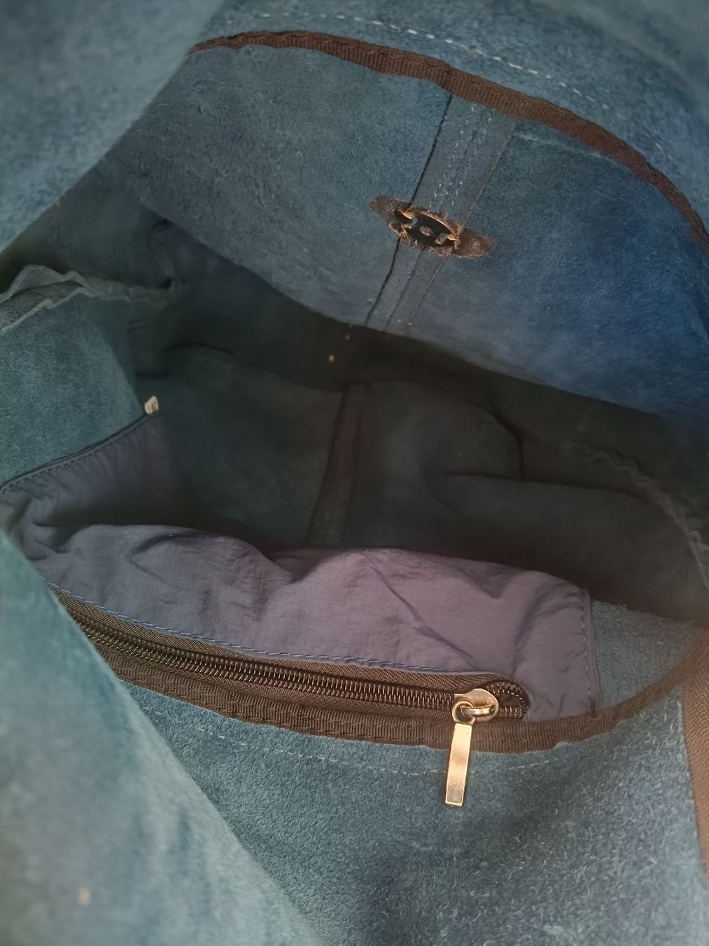 Zaini: Handmade Wildleder-Rucksack - Neu! – Nuovo (secondo la descrizione) da Adliswil venduto da Vimovi 4