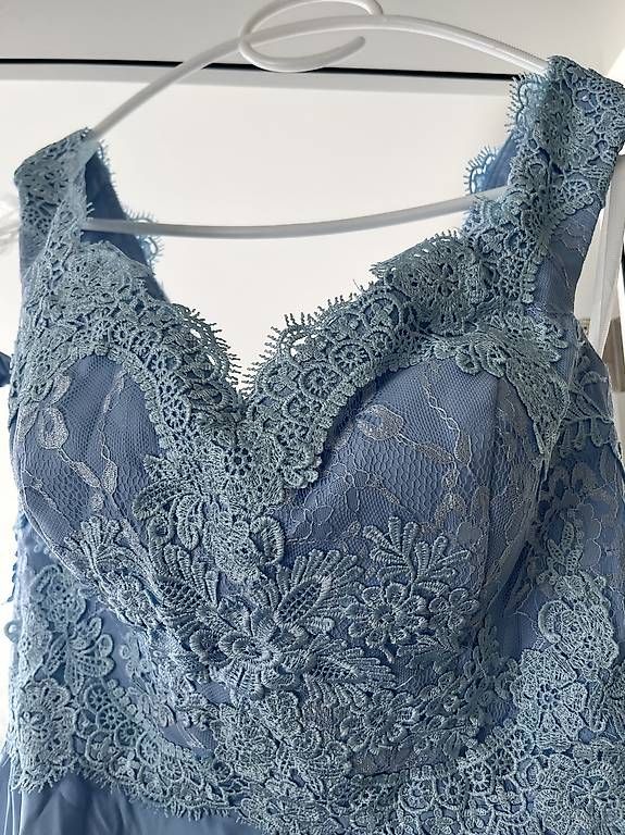 Robes: Meerjungfraukleid mit Spitze – D'occasion à Kaiseraugst par gonzi61 3