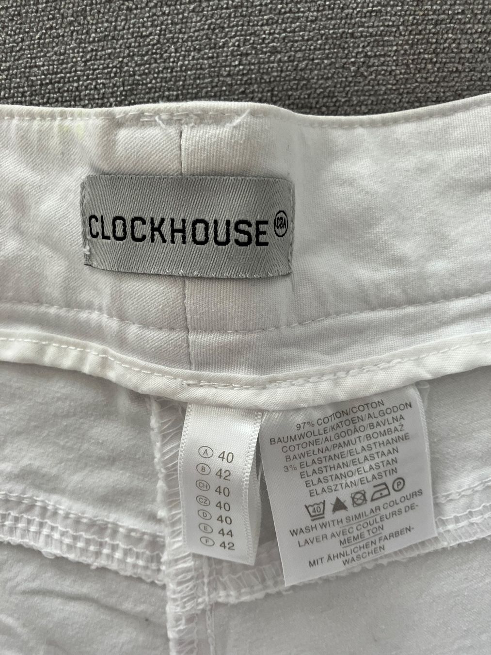 Pantaloni: Bermuda d'été blanc, M-L , parfait! – Usato da Bex venduto da man_6gxz 3