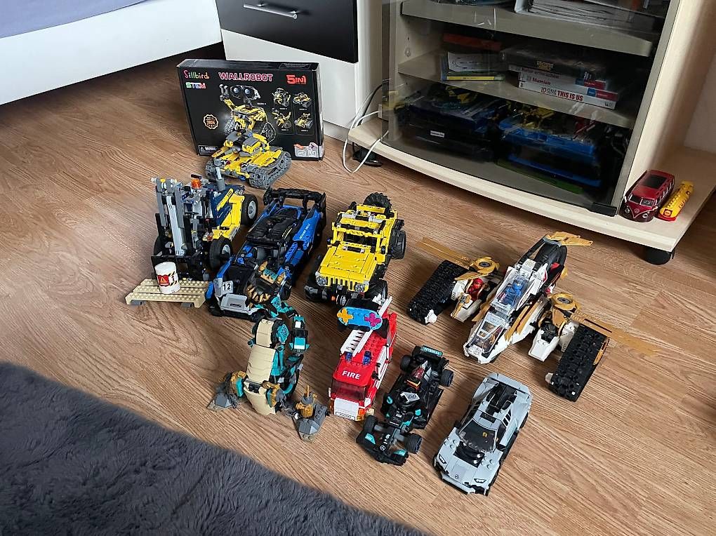 Lego Kit di costruzioni: Verschiedene Lego Bausätze – Usato da Weggis venduto da pilot777Klaus