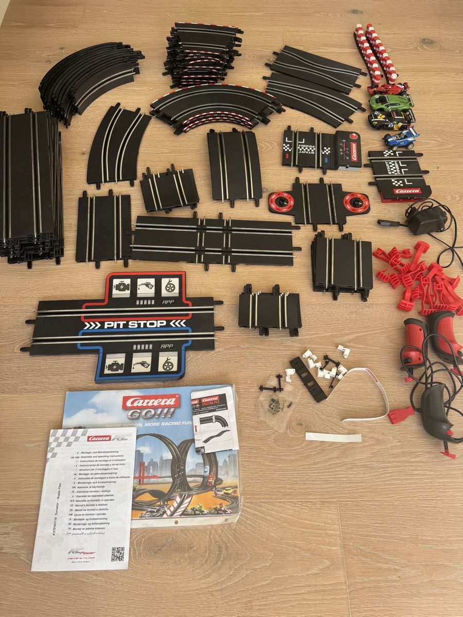 Carrera Giocattoli: Carrera Go Bahn – Usato da Zug venduto da ducky77