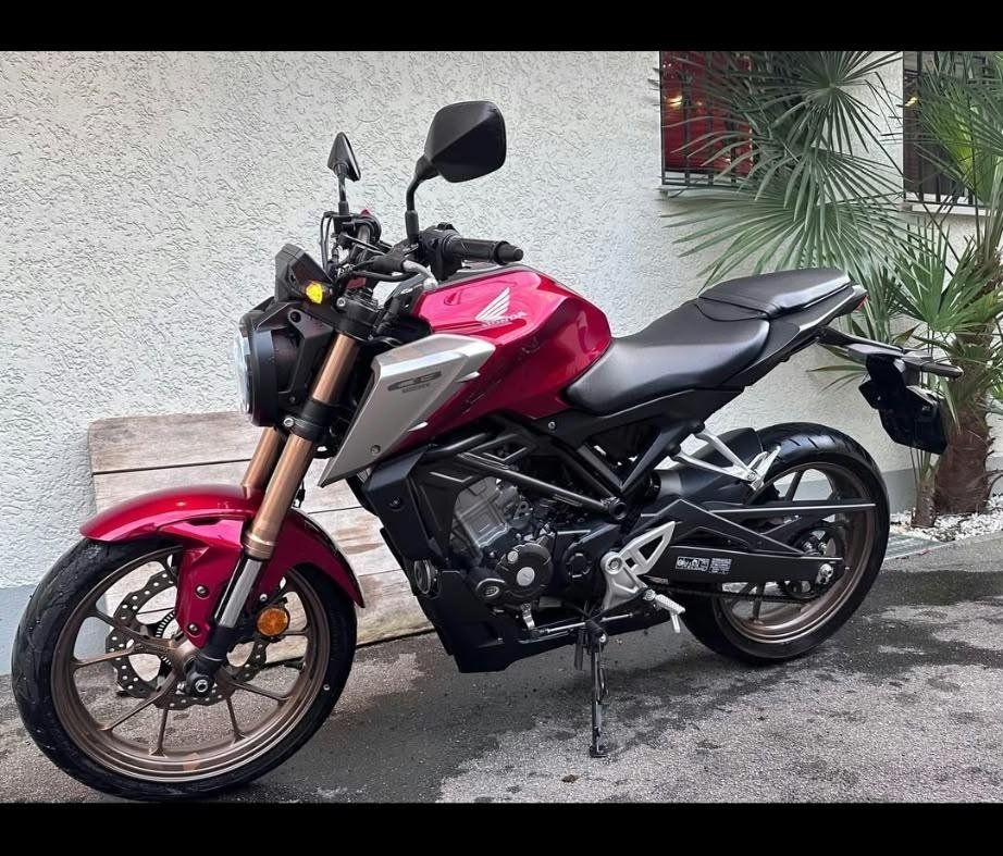 Honda Strada: Honda CBF 125 NA – Usato da Schwyz venduto da ST3005 1