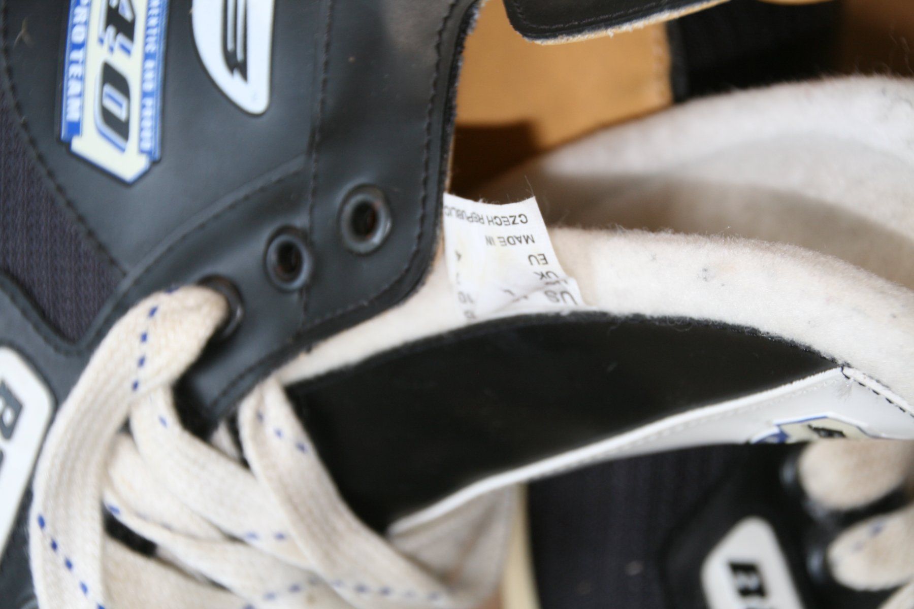 Bauer Schlittschuhe: BAUER SCHLITTSCHUHE PATINS A GLACE 41 EU – Neu (gemäss Beschreibung) aus Develier von Syncope 1