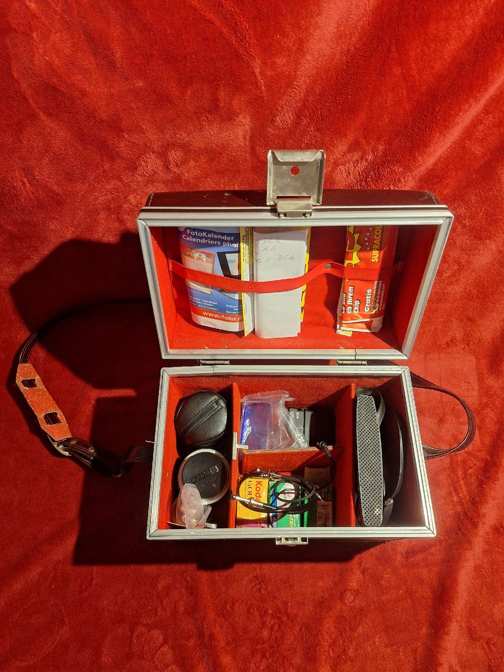 Konica Fotocamera: Vintage Kamera Ausrüstung, Top – Usato da Menzingen venduto da jon_kny7 4